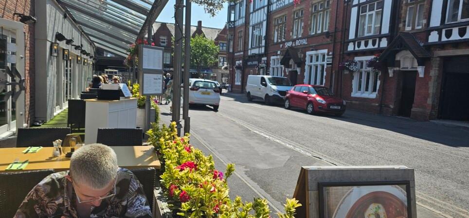 Best Sports Bars in Lytham St Annes - Ship & Royal (Lytham St Annes)