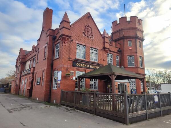 Best Sports Bars in Portsmouth - Coach & Horses (Portsmouth)