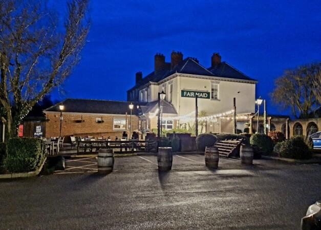 Best Sports Bars in East Riding Yorkshire - Fair Maid (Cottingham)