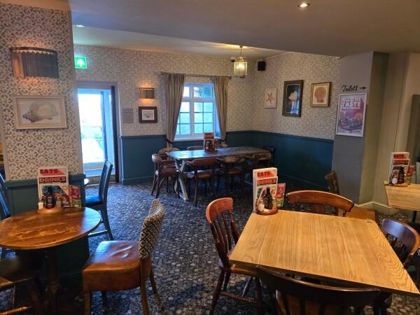 Best Sports Bars in Margate - Wheatsheaf (Margate)