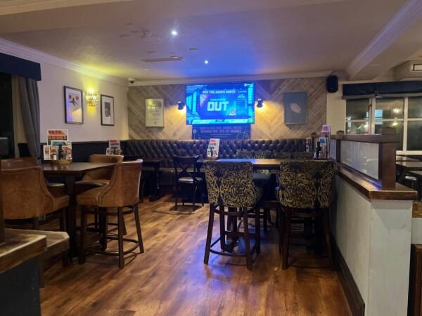 Best Sports Bars in Kettering - Warren (Kettering)