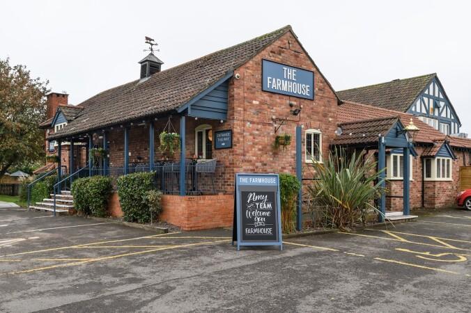 Best Sports Bars in Yate - Farmhouse (Yate)