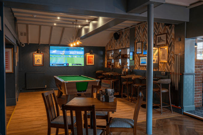 Best Sports Bars in Stevenage - Old Red Lion (Shephall)