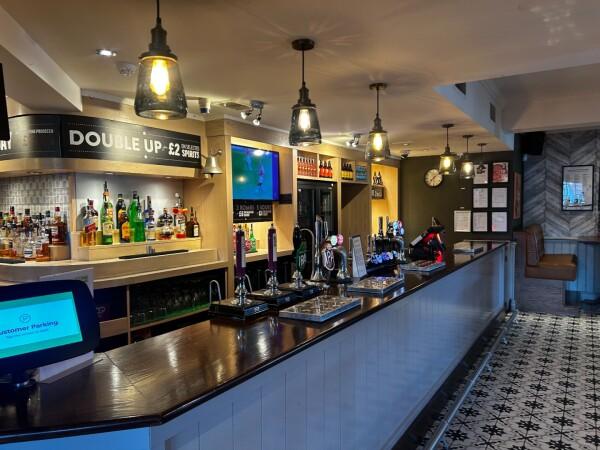 Best Sports Bars in Beeston - Beekeeper (Beeston)