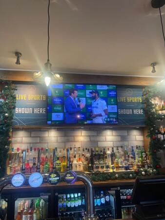 Best Sports Bars in Nottingham - Sherwood Manor (Nottingham)