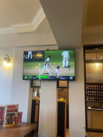 Best Sports Bars in Nottingham - Sherwood Manor (Nottingham)