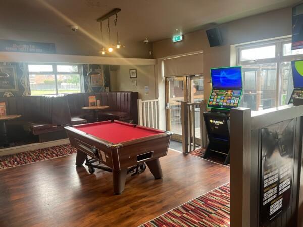 Best Sports Bars in Swindon - Messenger (Swindon)