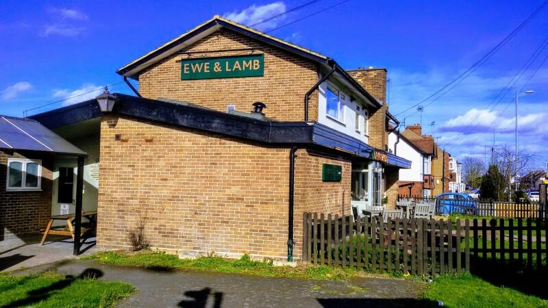 Best Sports Bars in Dunstable - Ewe & Lamb (Dunstable)