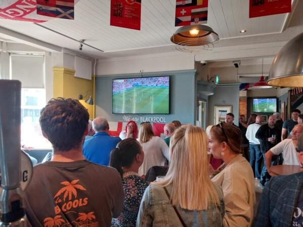 Best Sports Bars in Blackpool - Farmers Arms (Blackpool)