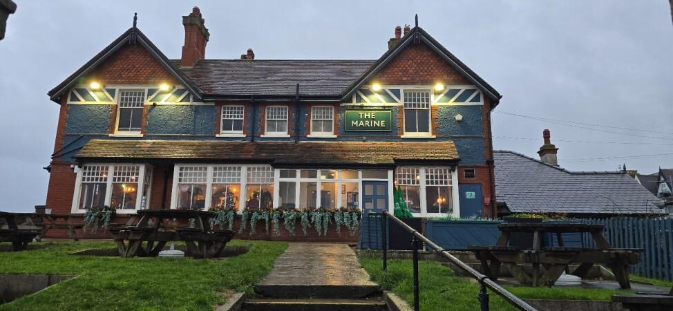 Best Sports Bars in East Riding Yorkshire - Marine (Hornsea)