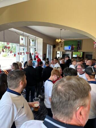 Best Sports Bars in Southend-on-Sea - Old Walnut Tree (Southend-on-Sea)