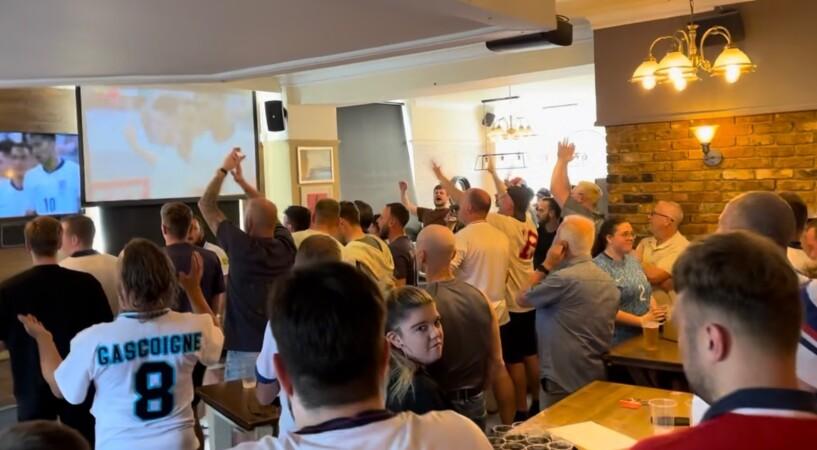 Best Sports Bars in Southend-on-Sea - Old Walnut Tree (Southend-on-Sea)