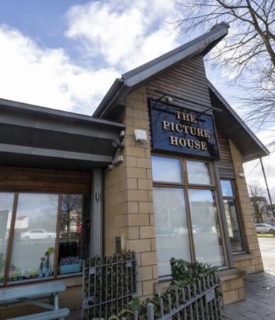 Best Sports Bars in Lanarkshire - Picture House (Rutherglen)