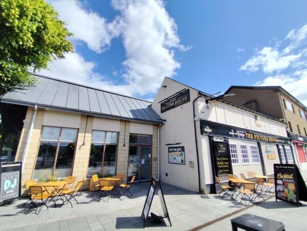 Best Sports Bars in Lanarkshire - Picture House (Rutherglen)
