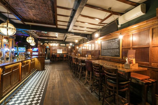 Best Sports Bars in Nottingham - Bell Inn (Nottingham)