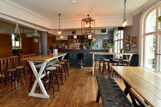 Best Sports Bars in Horsham - Anchor Hotel (Horsham)