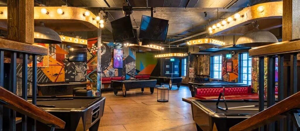 Best Sports Bars in Birmingham - Walkabout Birmingham