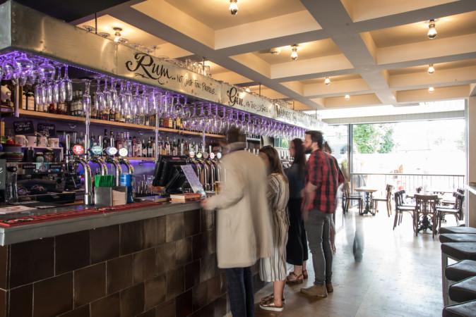 Best Sports Bars in London - Ryan's N16