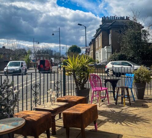 Best Sports Bars in London - The Golden Anchor