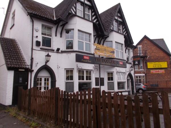 Best Sports Bars in Newport - The Dodger