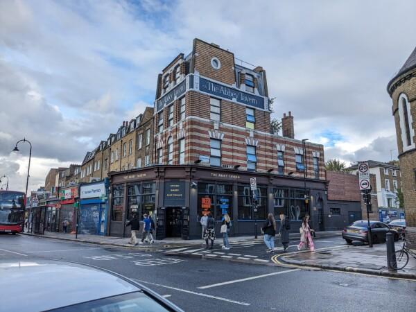 Best Sports Bars in London - The Abbey Tavern