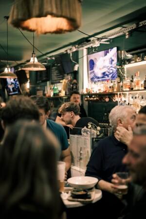 Best Sports Bars in Bordeaux - Connor's - Australian Sports Bar