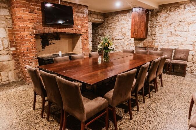 Best Sports Bars in Dubbo - The Milestone Hotel