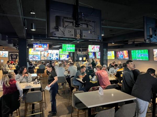 Best Sports Bars in Portland - Oddfellahs