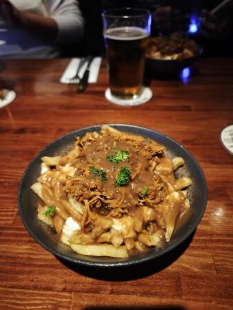 Best Sports Bars in Paris - The Great Canadian Pub