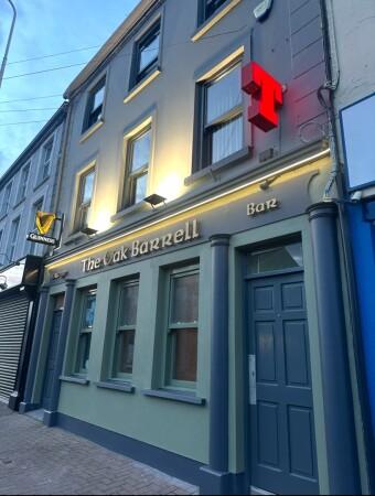 Best Sports Bars in Lisnaskea - Oak Barrell Bar