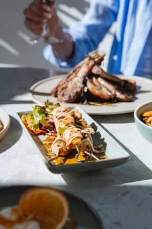 Best Sports Bars in Modbury North - Clovercrest Hotel