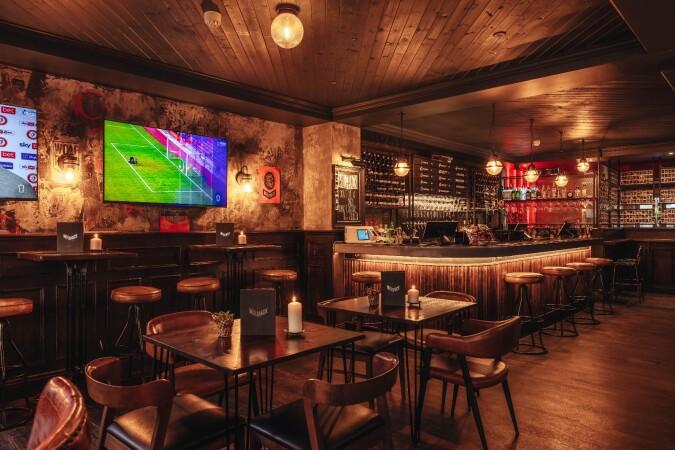 Best Sports Bars in London - Wolfpack West Hampstead