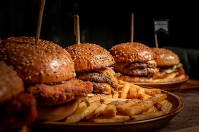 Best Sports Bars in London - Wolfpack West Hampstead