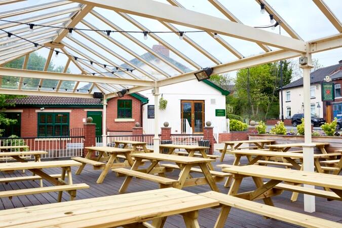 Best Sports Bars in Oldham - Rose of Lancaster