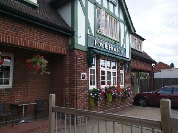 Best Sports Bars in Chelmsford - Fox and Hounds