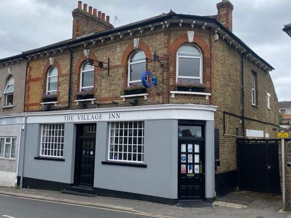 Best Sports Bars in Dartford - The Village Inn