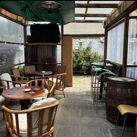 Best Sports Bars in Southwark - The Man of Kent