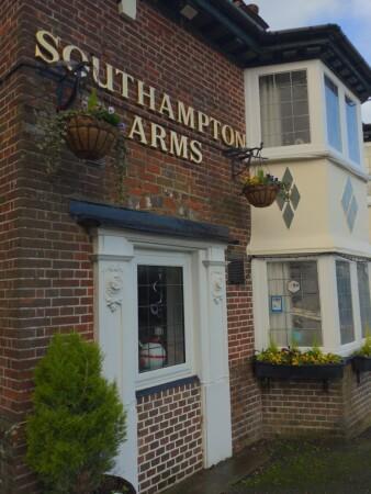 Best Sports Bars in Southampton - The Southampton Arms
