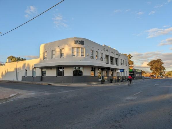 Best Sports Bars in Port Pirie West - Risdon Hotel