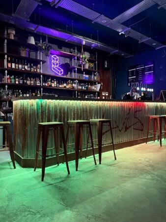 Best Sports Bars in London - LVLS