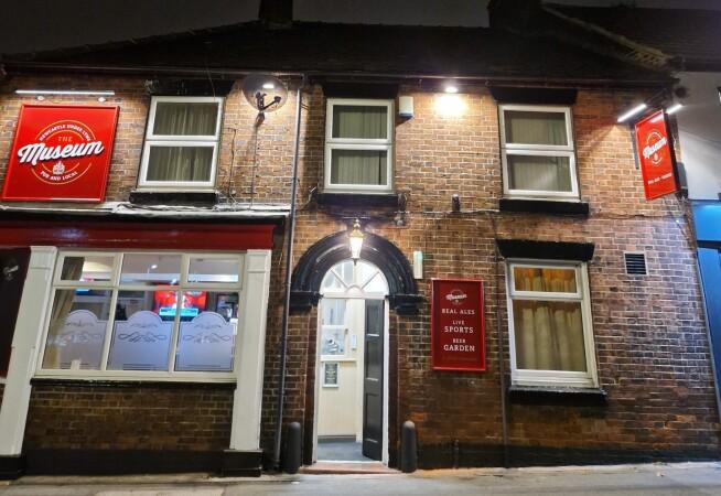 Best Sports Bars in Staffordshire - The Museum Inn