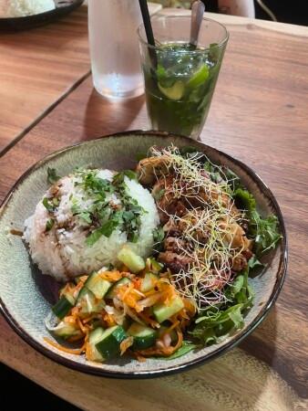 Best Sports Bars in Seclin - Maong Baï