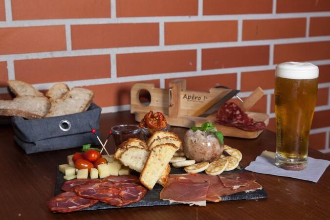 Best Sports Bars in Nantes - Bar Prohibition