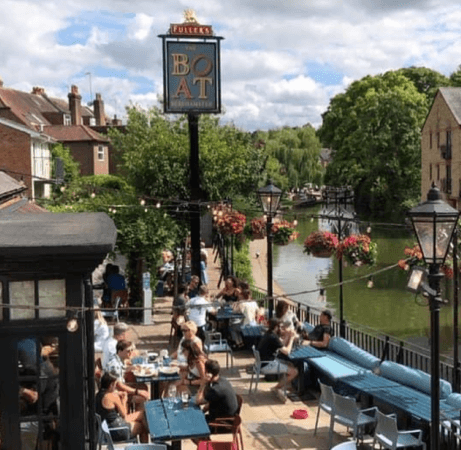 Best Sports Bars in Berkhamsted - Boat