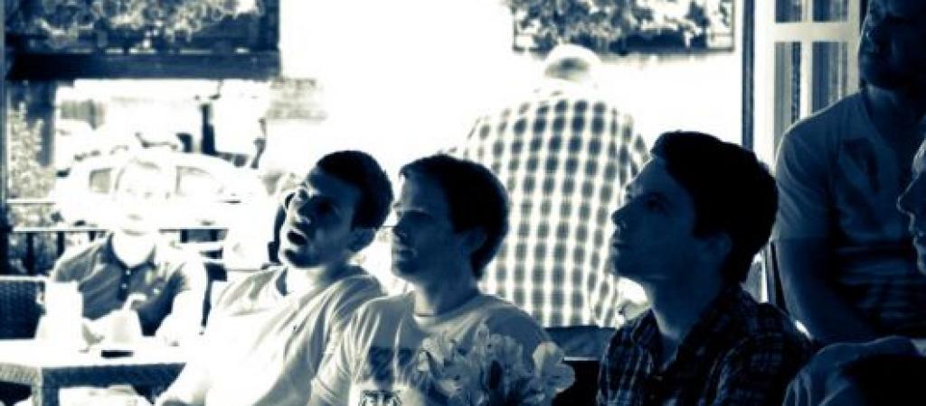 Best Sports Bars in Berkhamsted - Boat