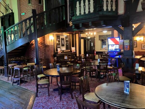 Best Sports Bars in Brighton and Hove - Ye Old King And Queen
