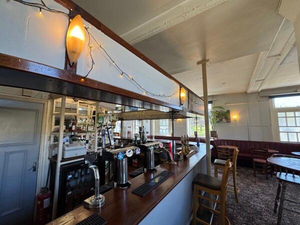 Best Sports Bars in West Norwood - Bricklayers Arms