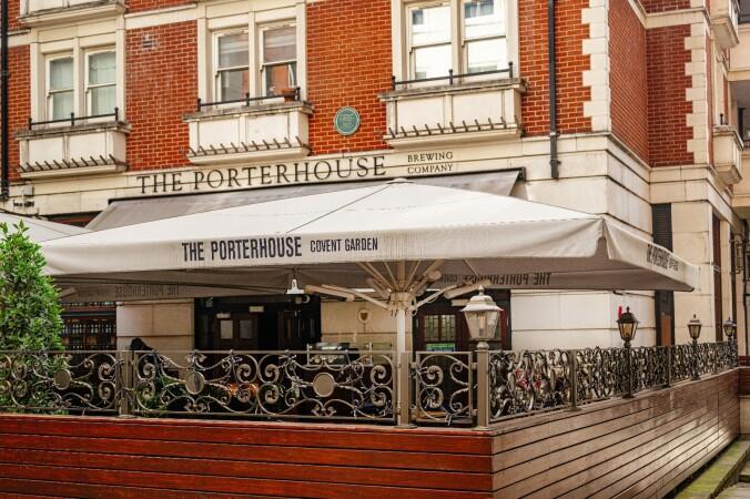 Best Sports Bars in London - The Porterhouse