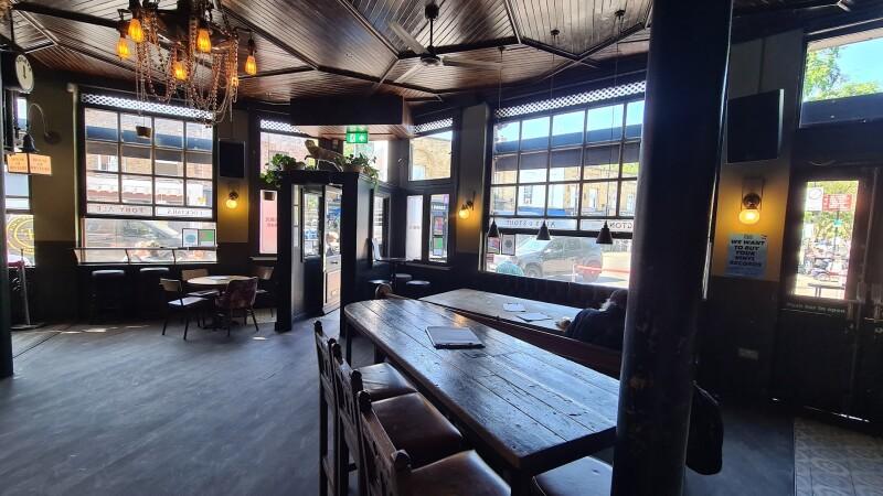 Best Sports Bars in London - Cat & Mutton