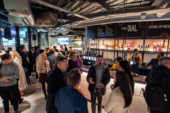 Best Sports Bars in London - The Dial - Home of Meantime
